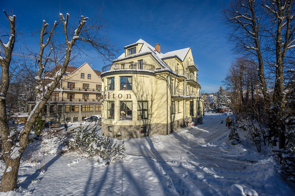Willa Carlton Zakopanės kalnai Tatrai atostogauja Lenkijos kalnuose